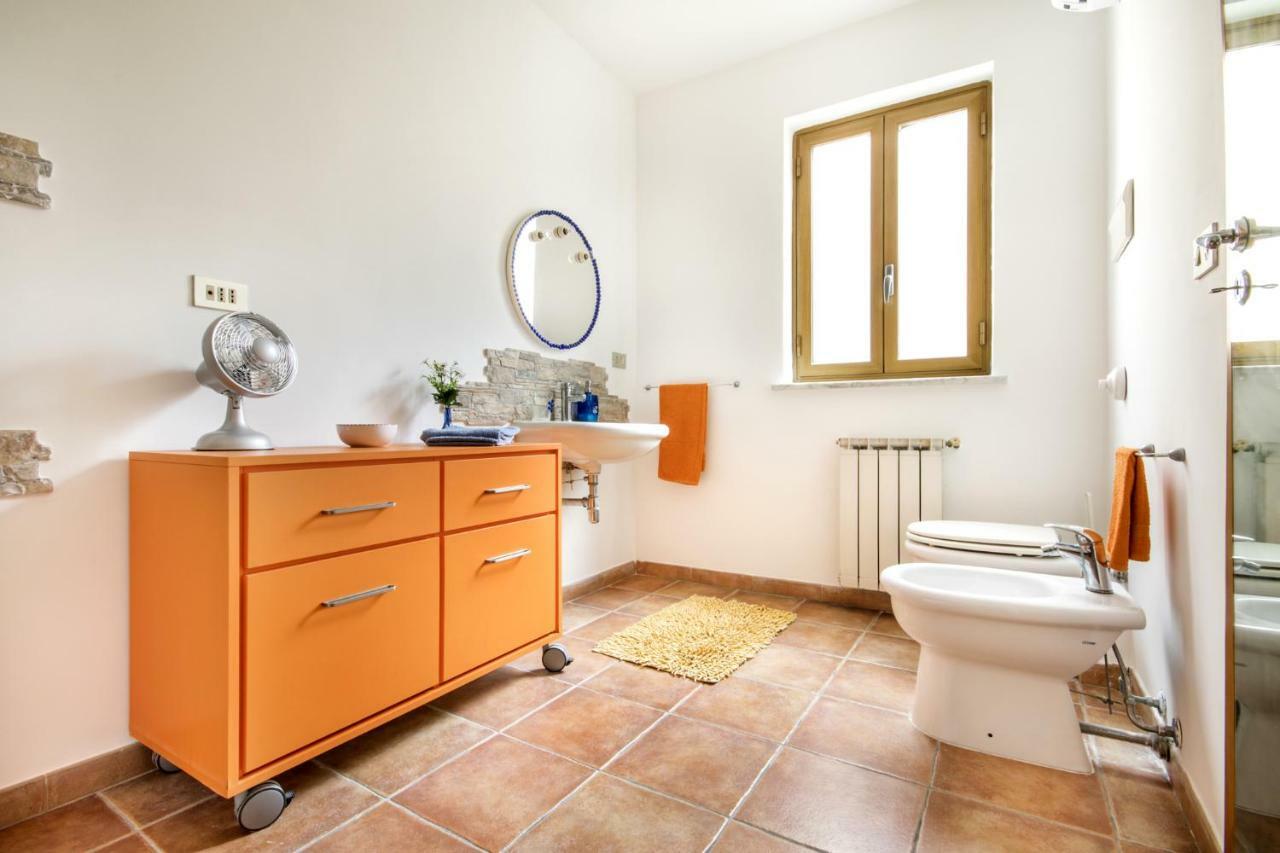 Area 52 Storia Ed Eleganza Vicino Ai Teatri Apartment Palermo Exterior photo